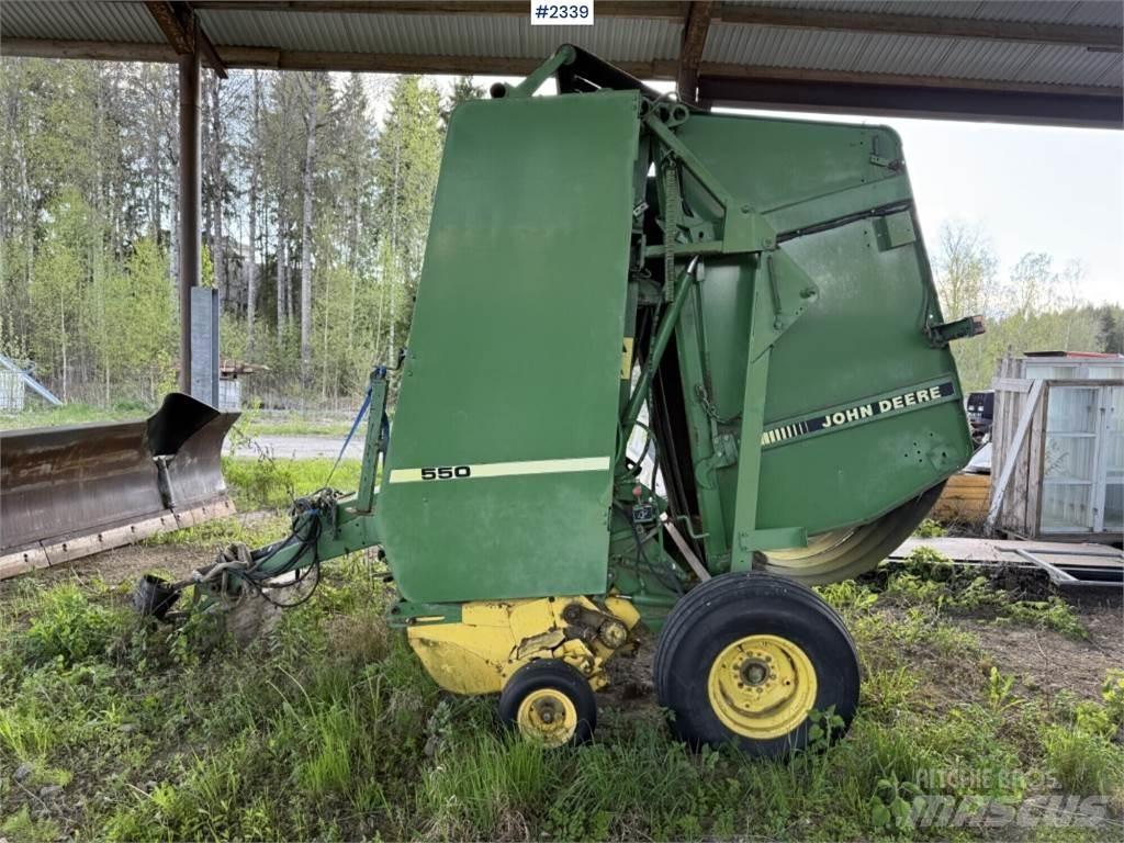 John Deere 550 محزمات مستديرة