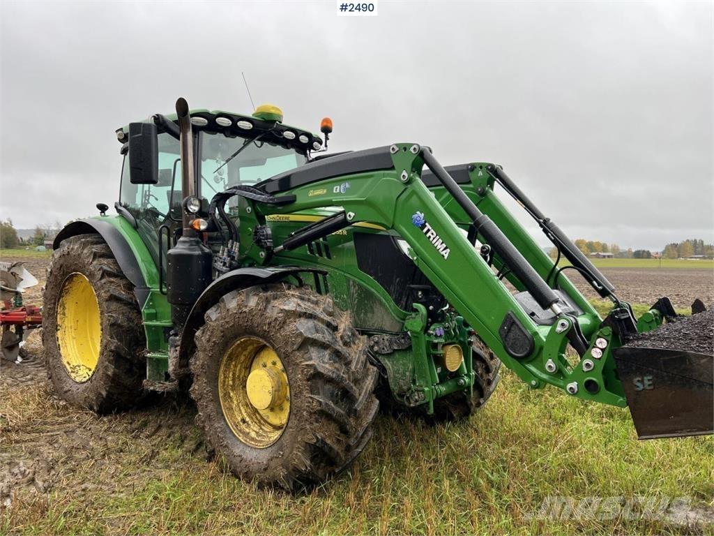 John Deere 6155 R الجرارات
