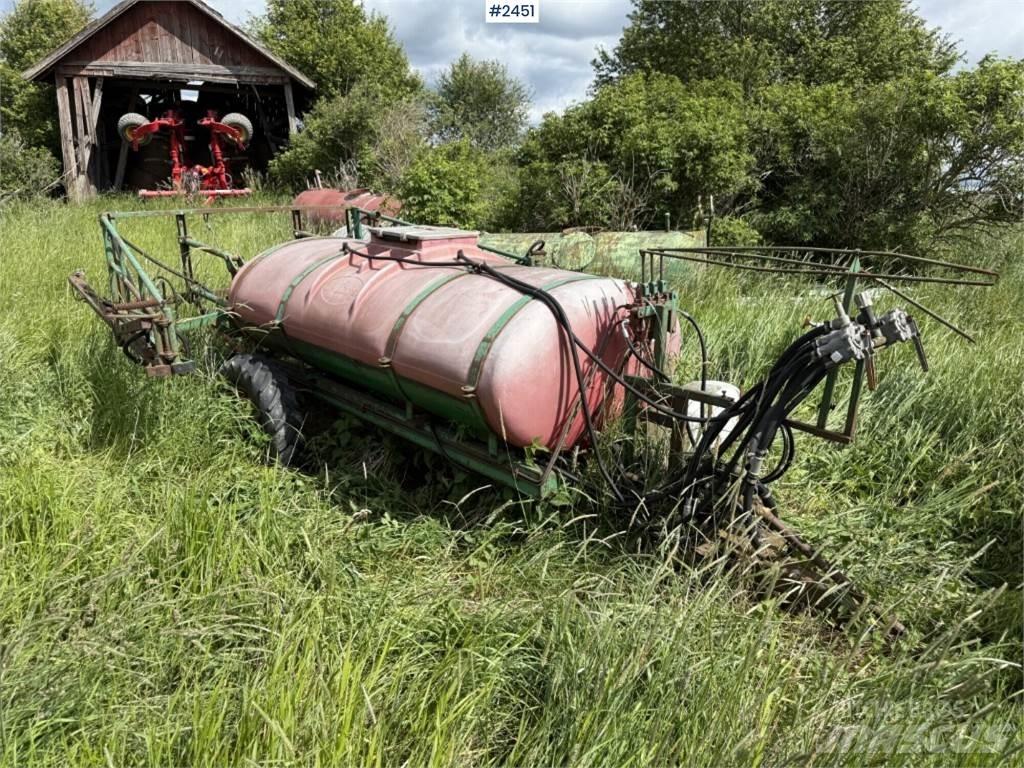Moteska 2000liter رشاشات