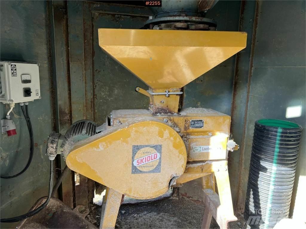 Skiold KB-150B أخرى