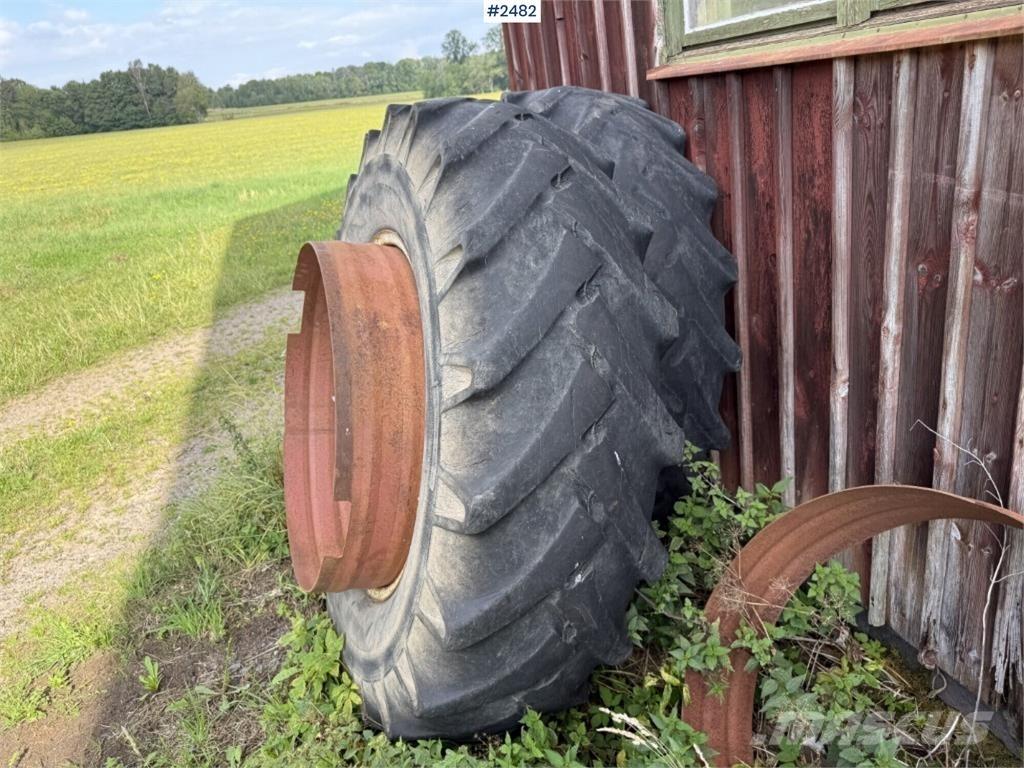  Traktordäck okänt ملحقات