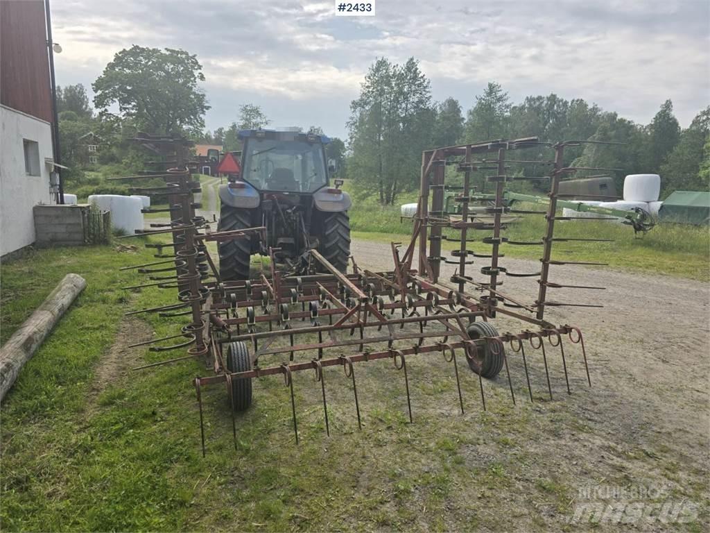 Väderstad 6000 mm ماكينات وملحقات زراعة أخرى