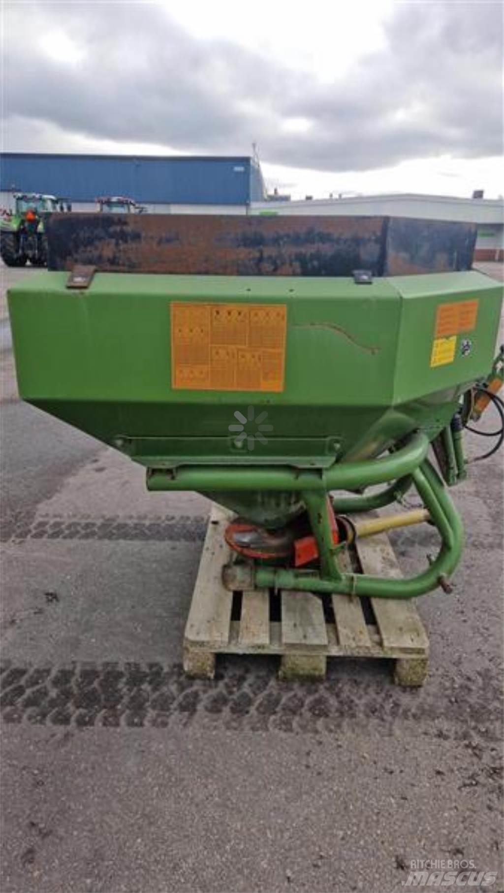 Amazone ZA-F معدات فرد المواد المعدنية
