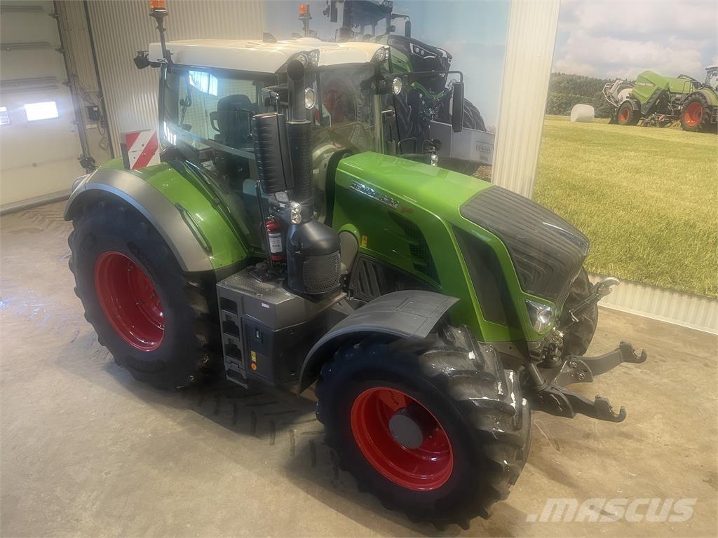 Fendt 828 الجرارات