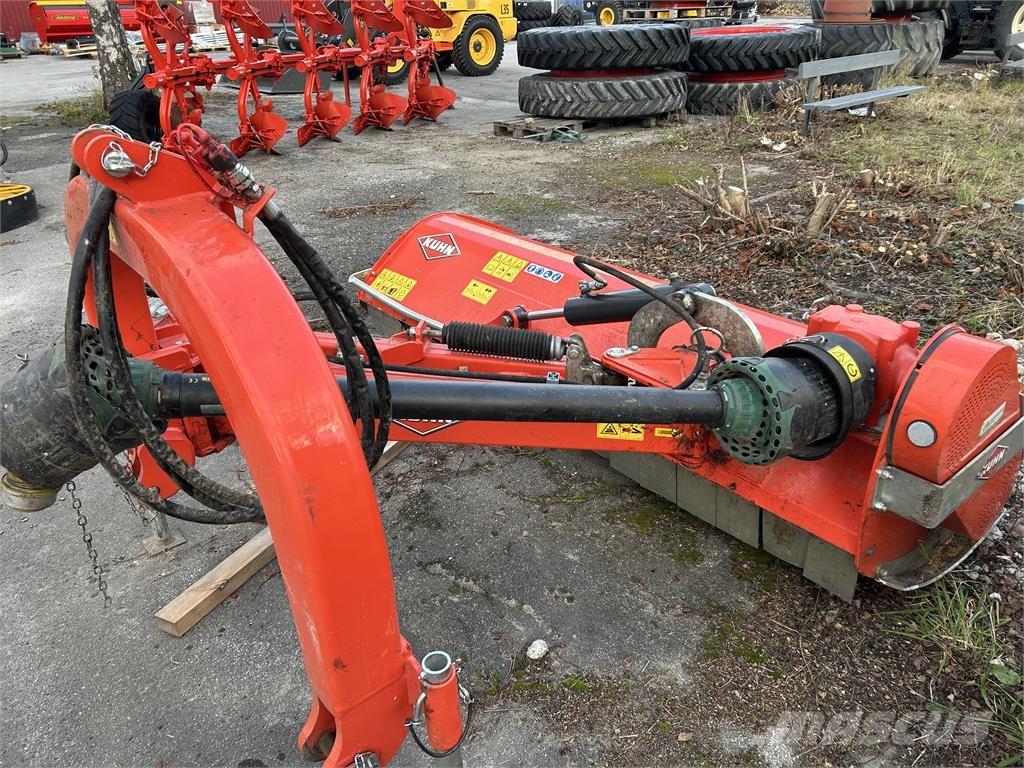Kuhn TBE242 جزازات