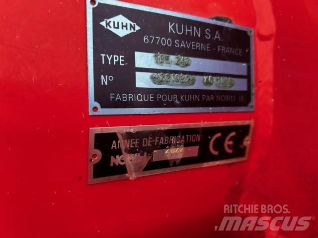 Kuhn TBE242 جزازات
