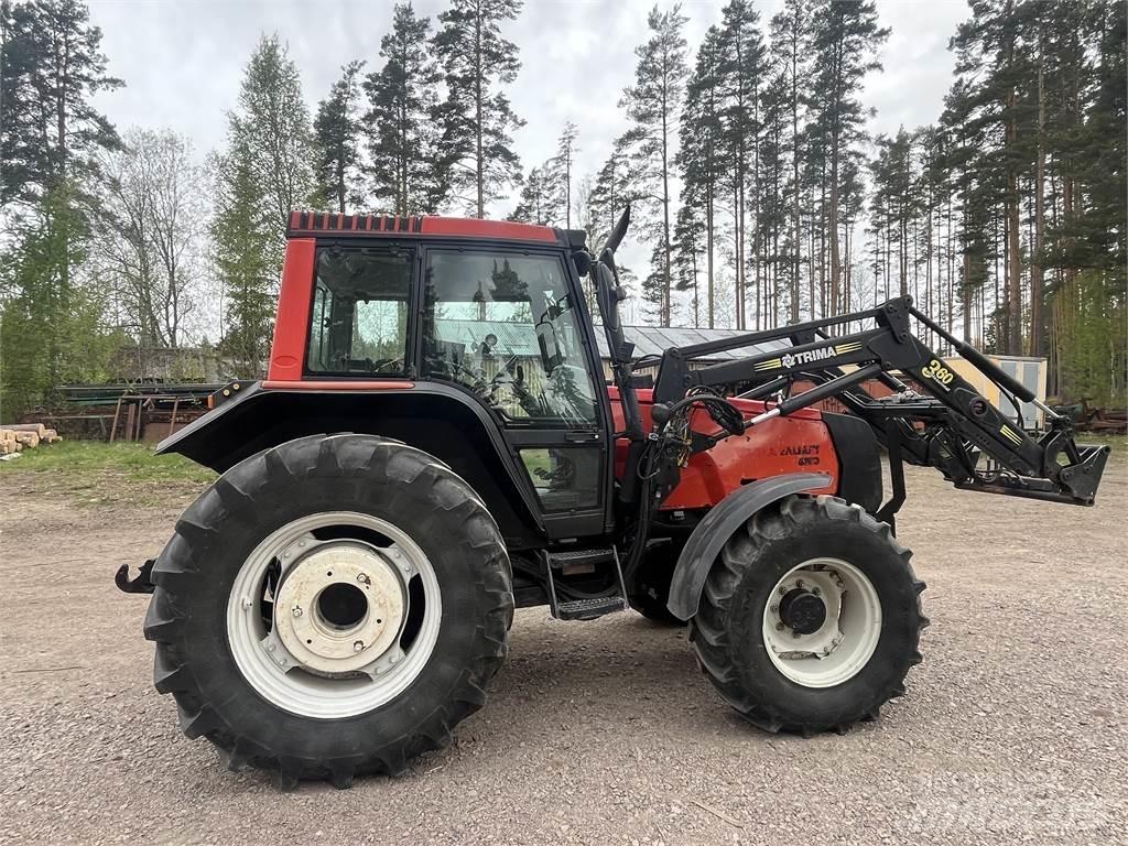 Valtra 6350 الجرارات