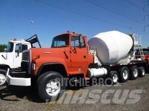 Ford LT9000 شاحنات أخرى