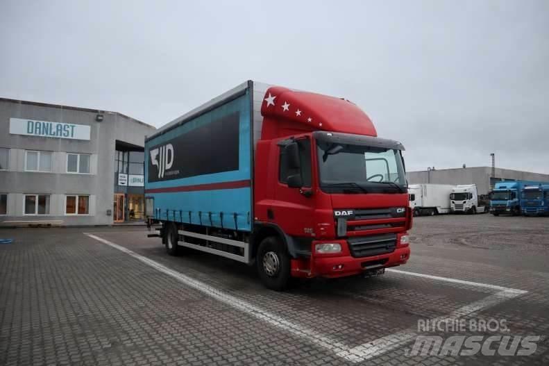 DAF CF 75-360 FA شاحنات بغطاء جانبي