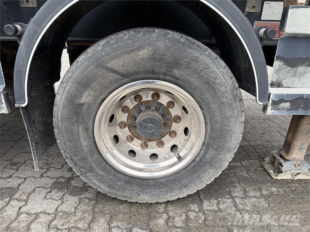 Kel-Berg 23 m³ نصف مقطورات قلابة