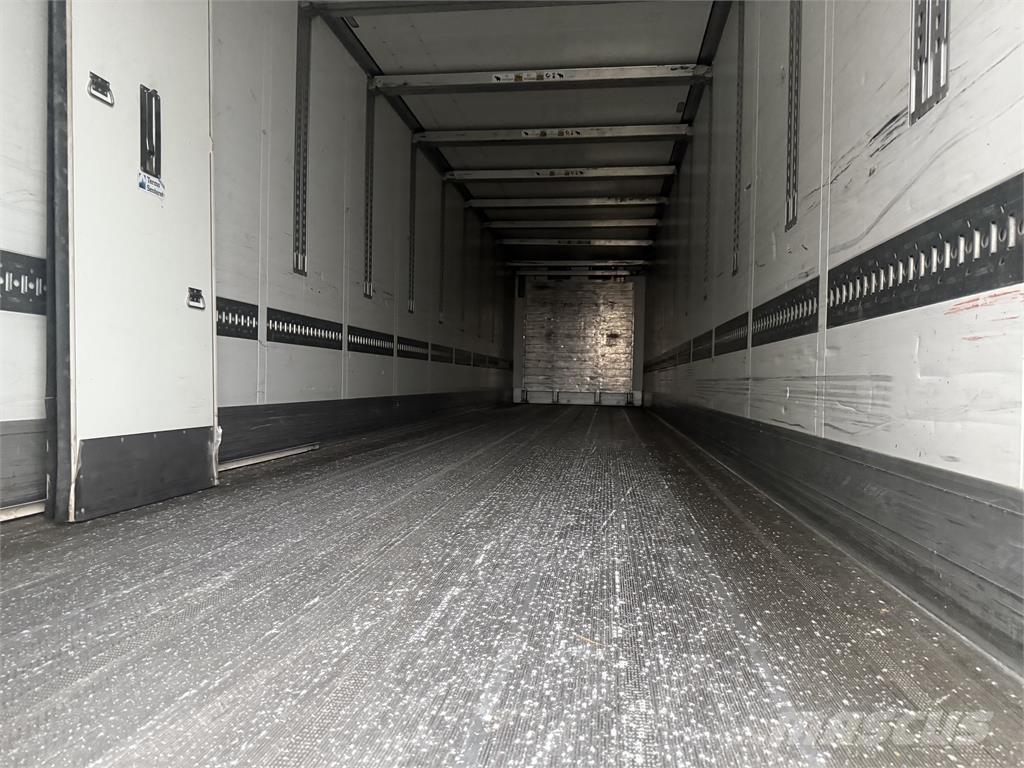 Schmitz 33 pl. نصف مقطورات بدرجة حرارة قابلة للضبط