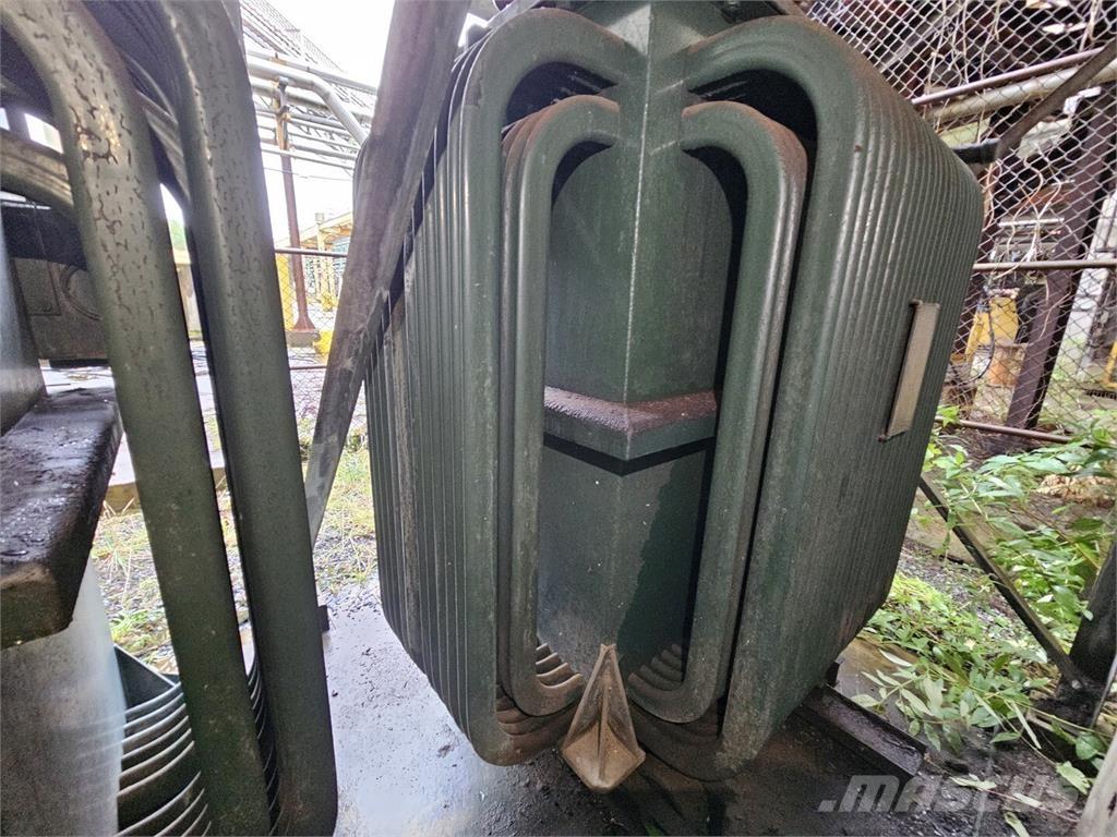 Bruce PEEBLES & CO. LTD. أخرى