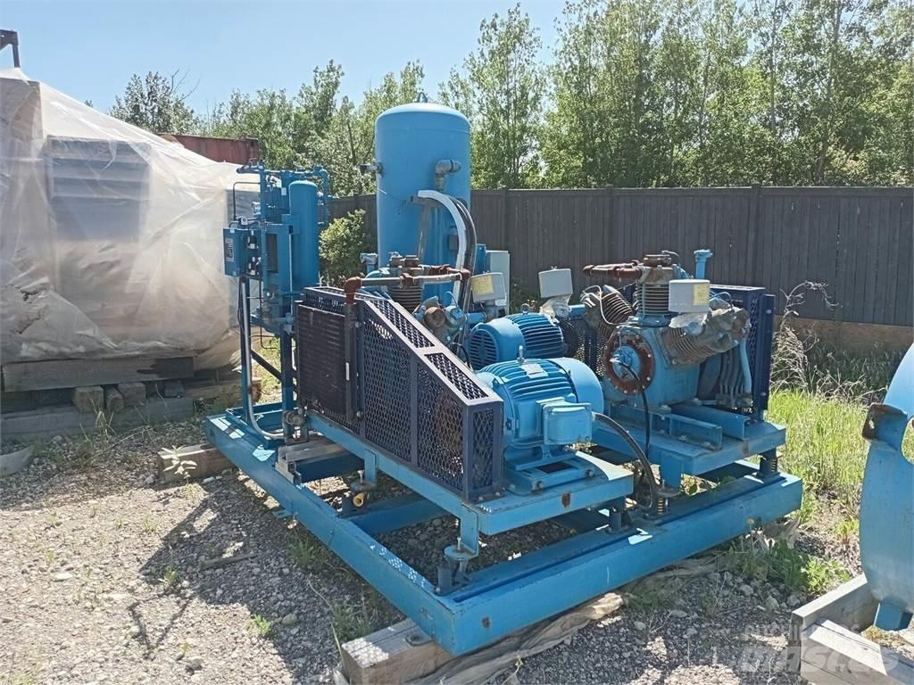 Compair AP-75HP250 مجففات هواء مضغوط