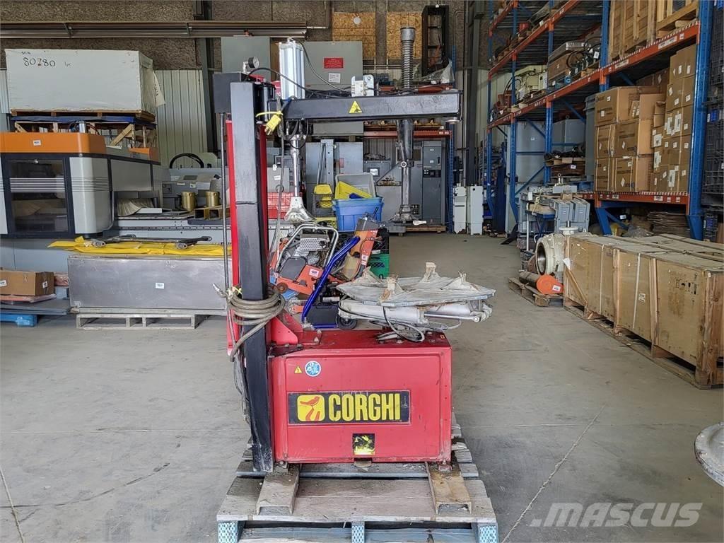 Corghi A9824 الإطارات والعجلات والحافات