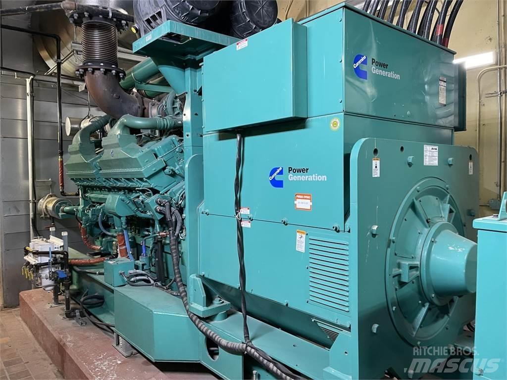 Cummins DQKB-5641334 مولدات ديزل