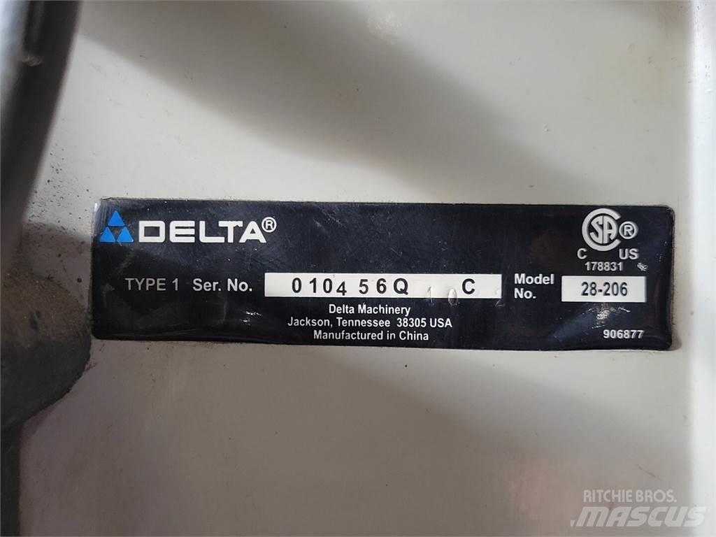 Delta 28-206 أخرى