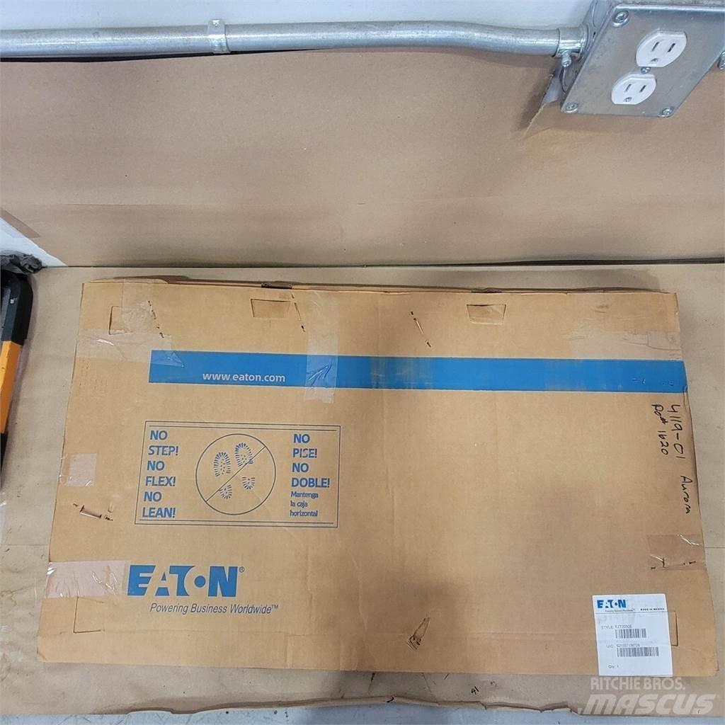 Eaton EZT2030S أخرى