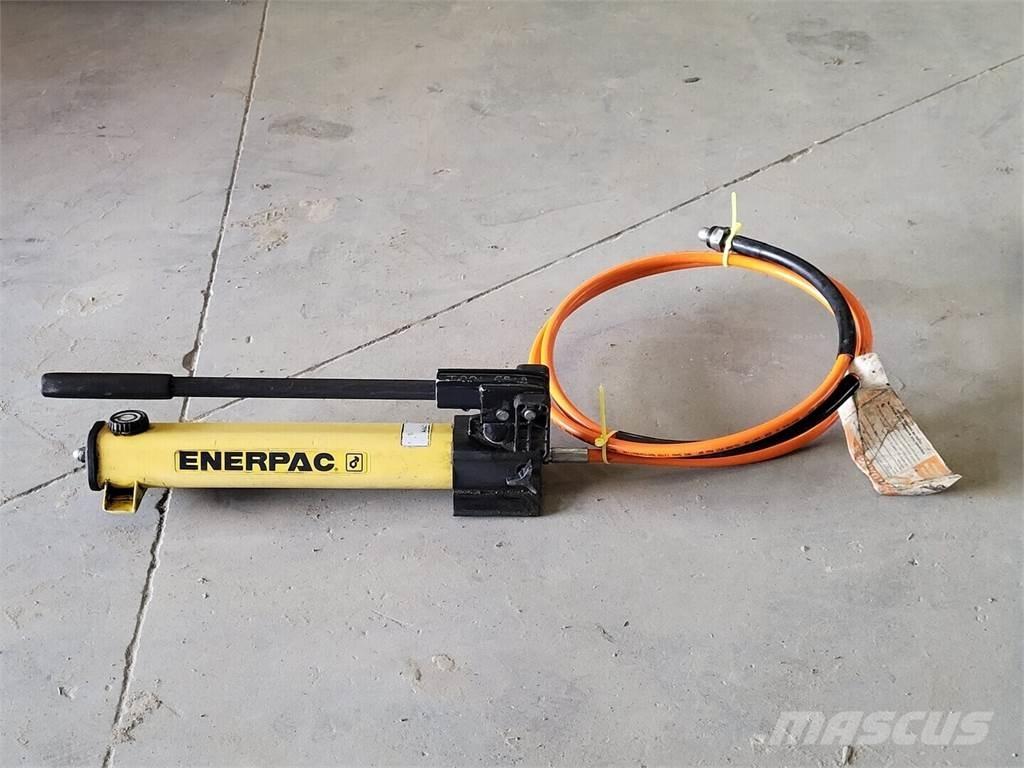  ENERPAC مضخات المياه