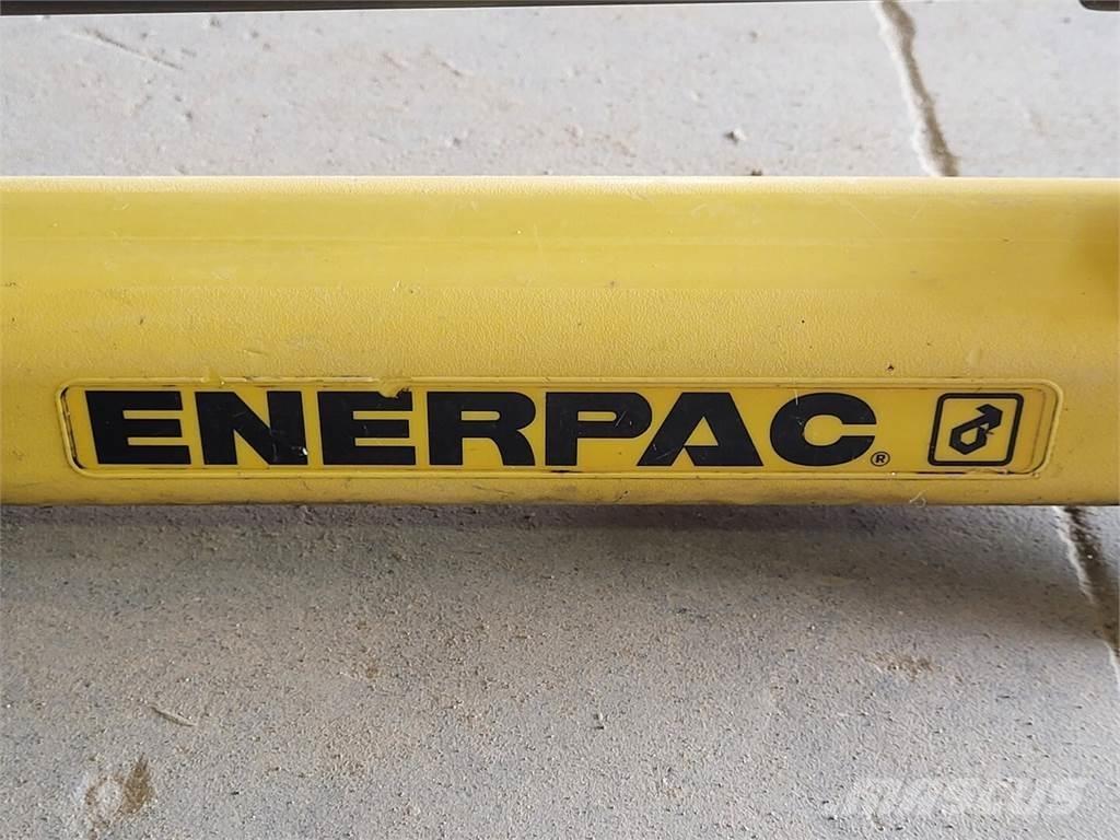  ENERPAC مضخات المياه