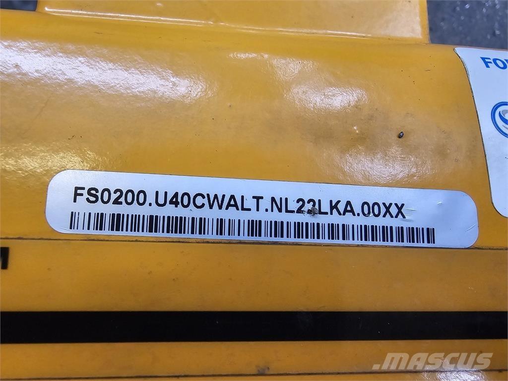 Fisher  معدات البناء - غير ذلك