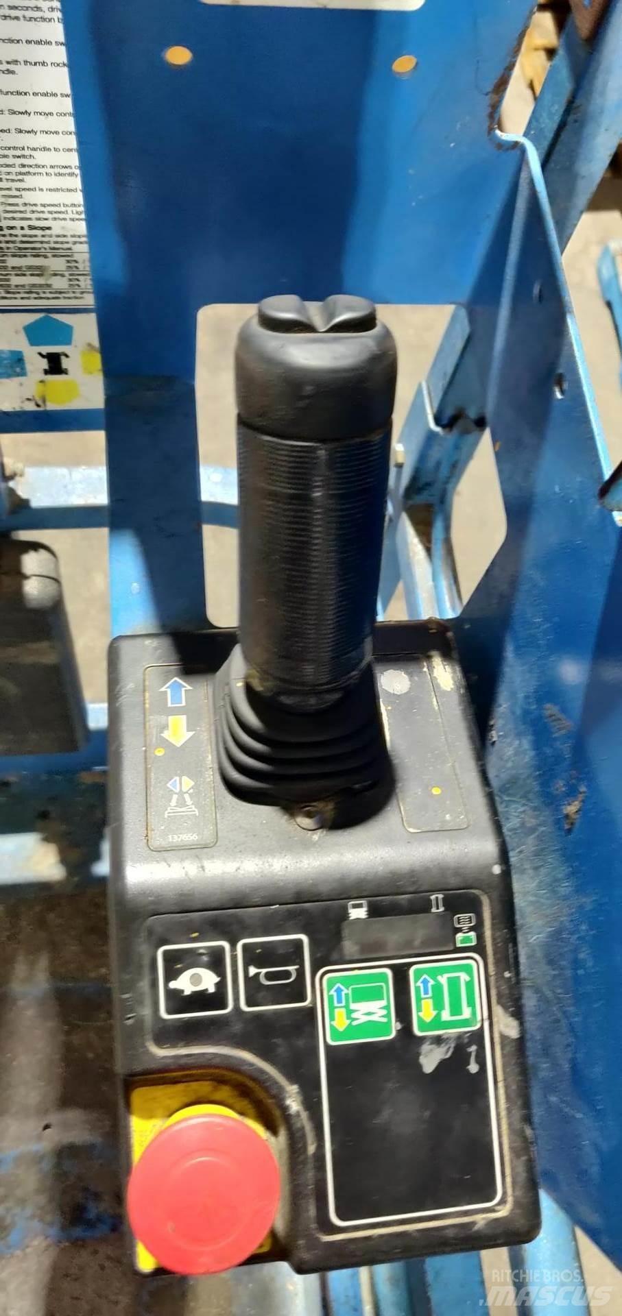 Genie GS-2632 رافعات مقصية الشكل