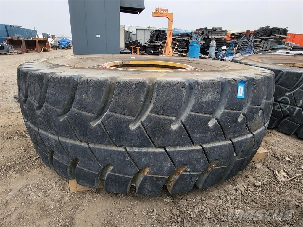 Goodyear RM-4B+ الإطارات والعجلات والحافات