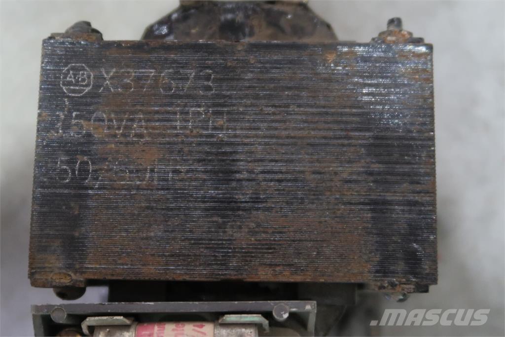  HAMMOND X37673 أخرى