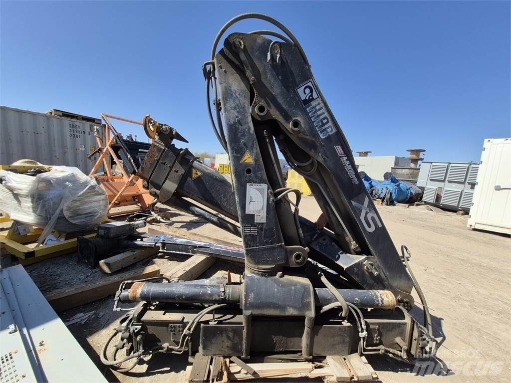 Hiab 122B-2-CL أجزاء ومعدات رافعات