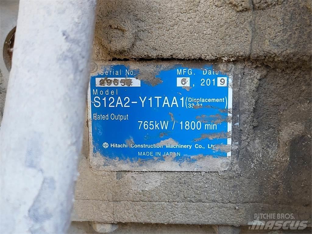 Hitachi S12A2-Y1TAA1 محركات