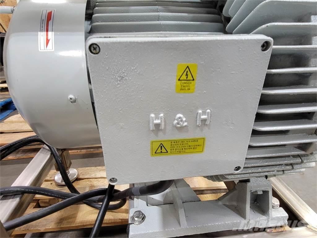  HWANGHAE HRB-1000 مكونات أخرى