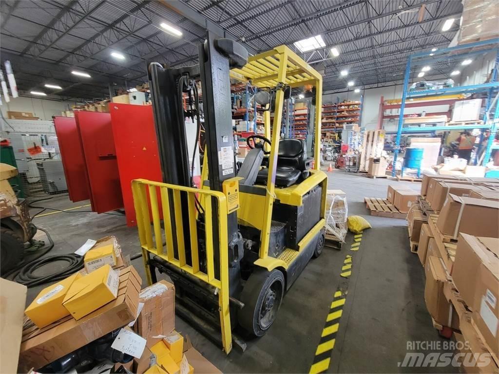 Hyster E50Z-33 أخرى