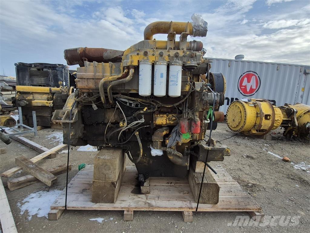 Komatsu  ساحبات مفصلية