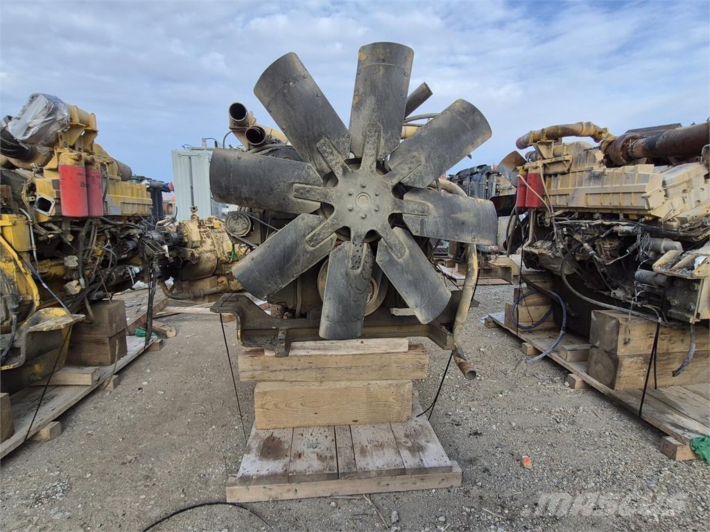 Komatsu  ساحبات مفصلية