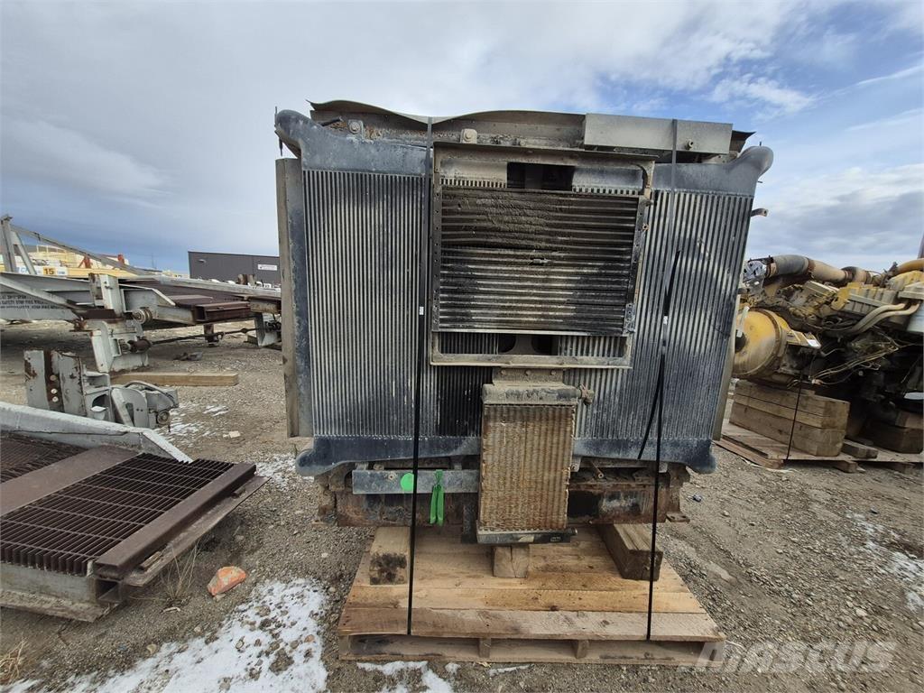 Komatsu  ساحبات مفصلية