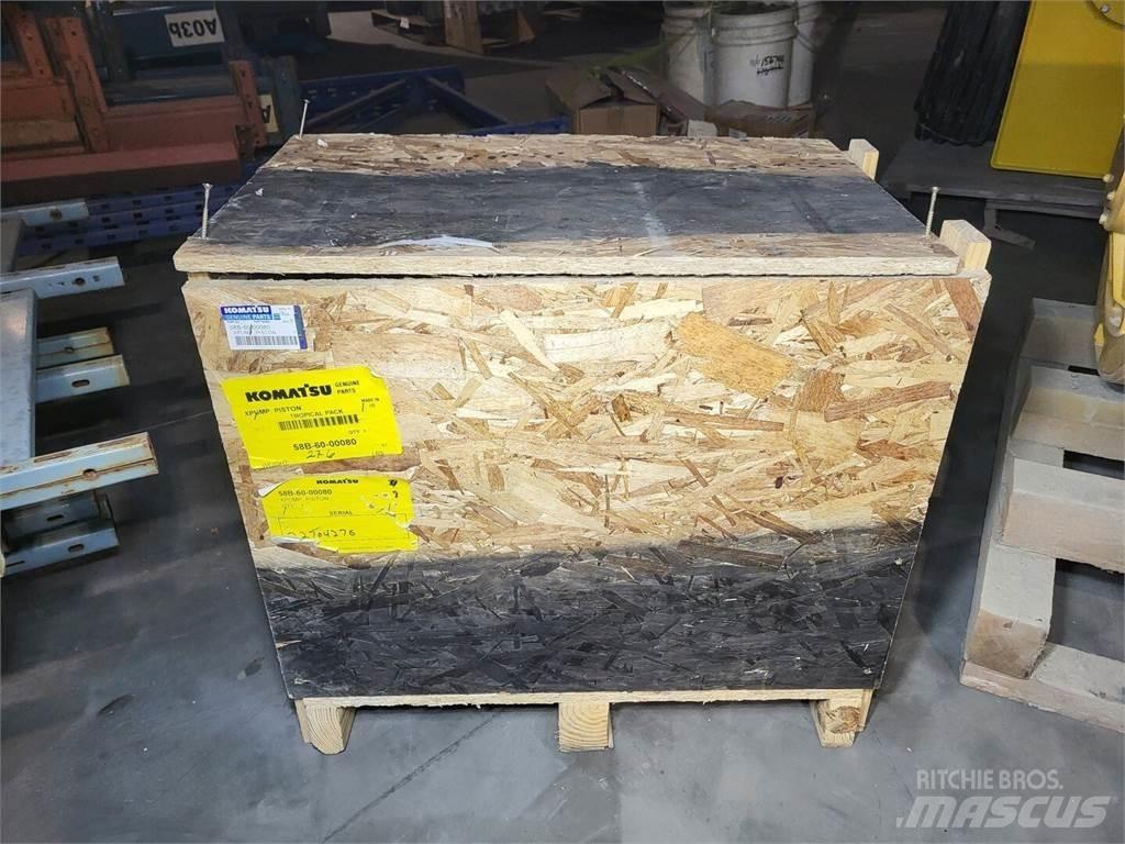 Komatsu 58B-60-00080 مضخات المياه
