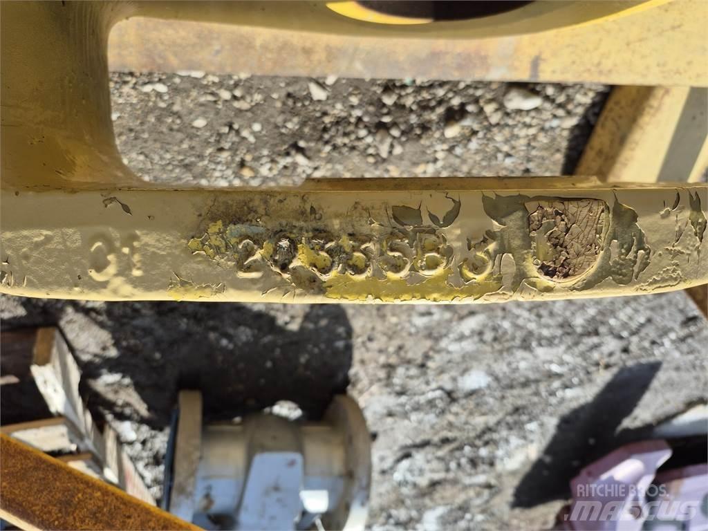 Komatsu 90276040 مكونات أخرى