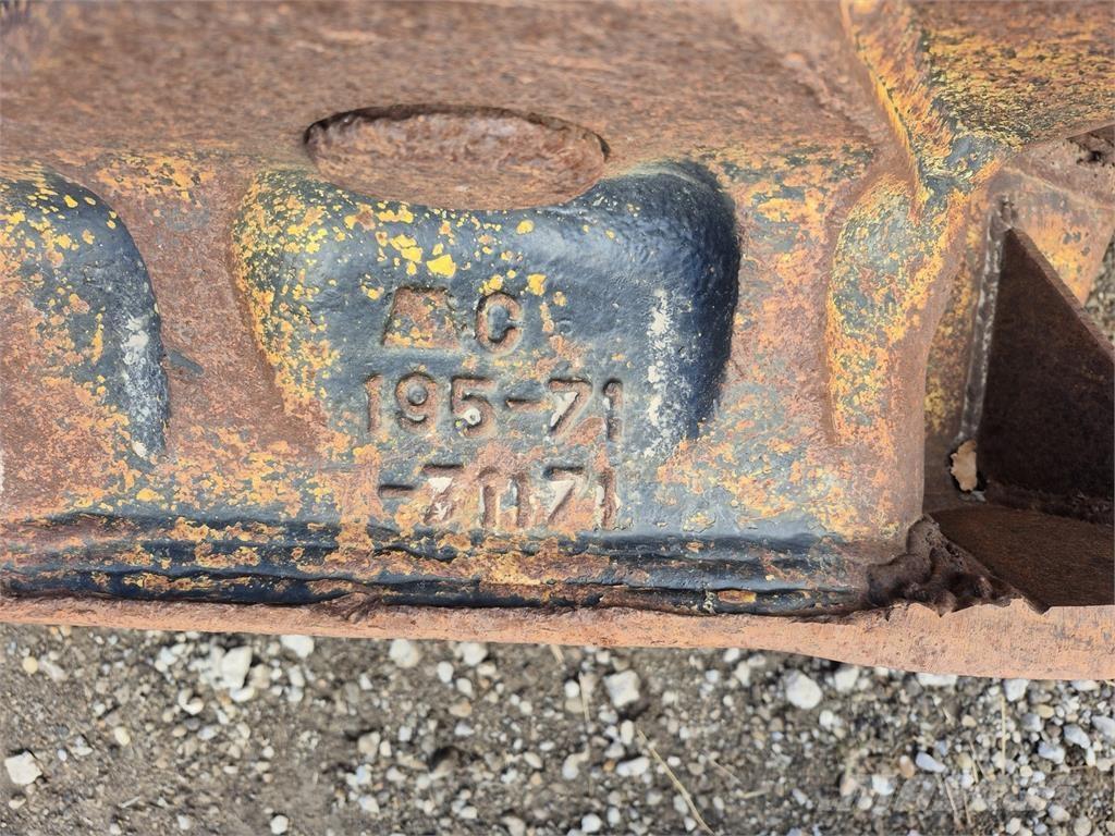 Komatsu D375 بلدوزرات بعجلات