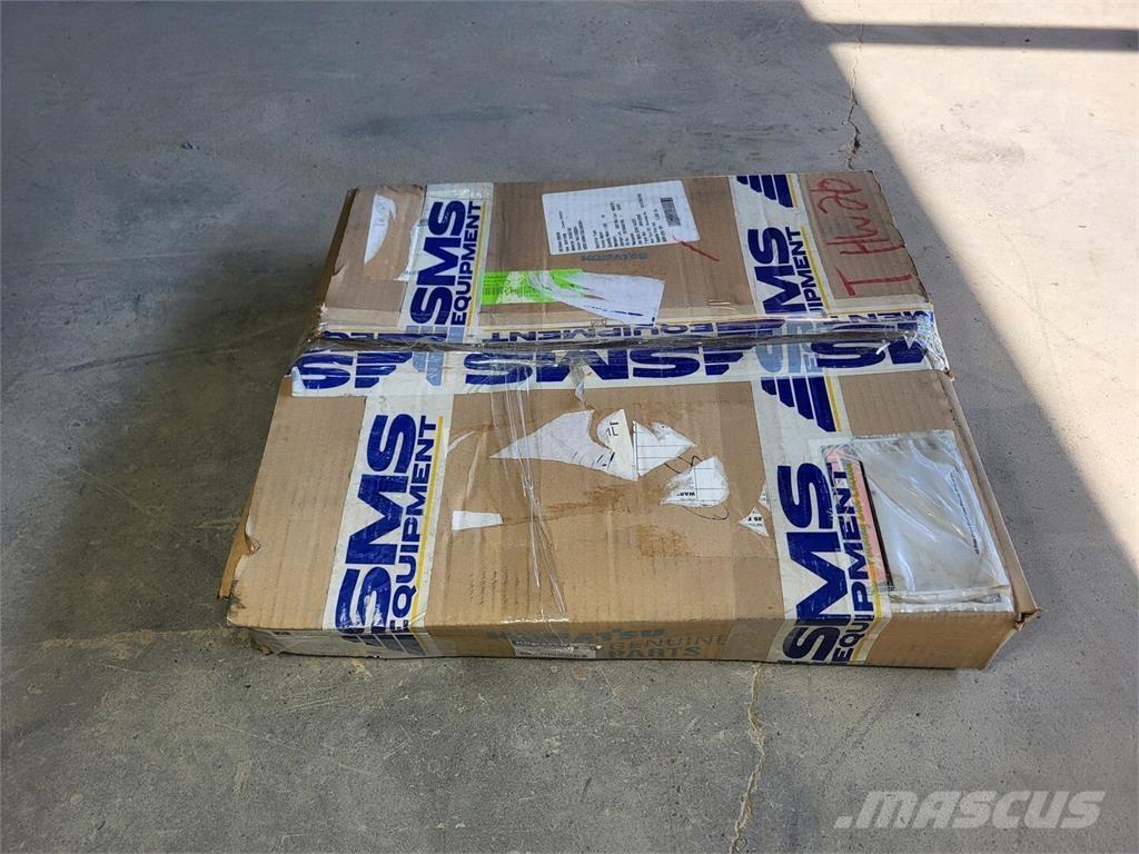 Komatsu EG6304 مكونات أخرى