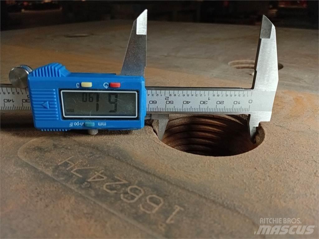 Komatsu PZKV166247 مكونات أخرى