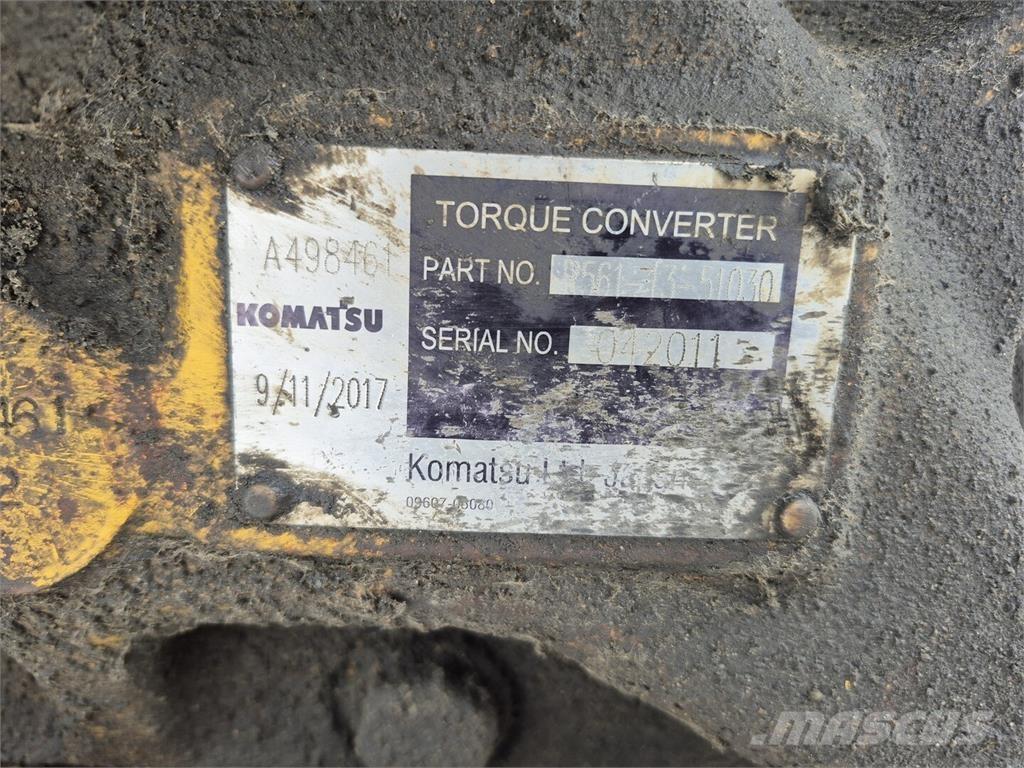 Komatsu R561-13-51030 ساحبات مفصلية