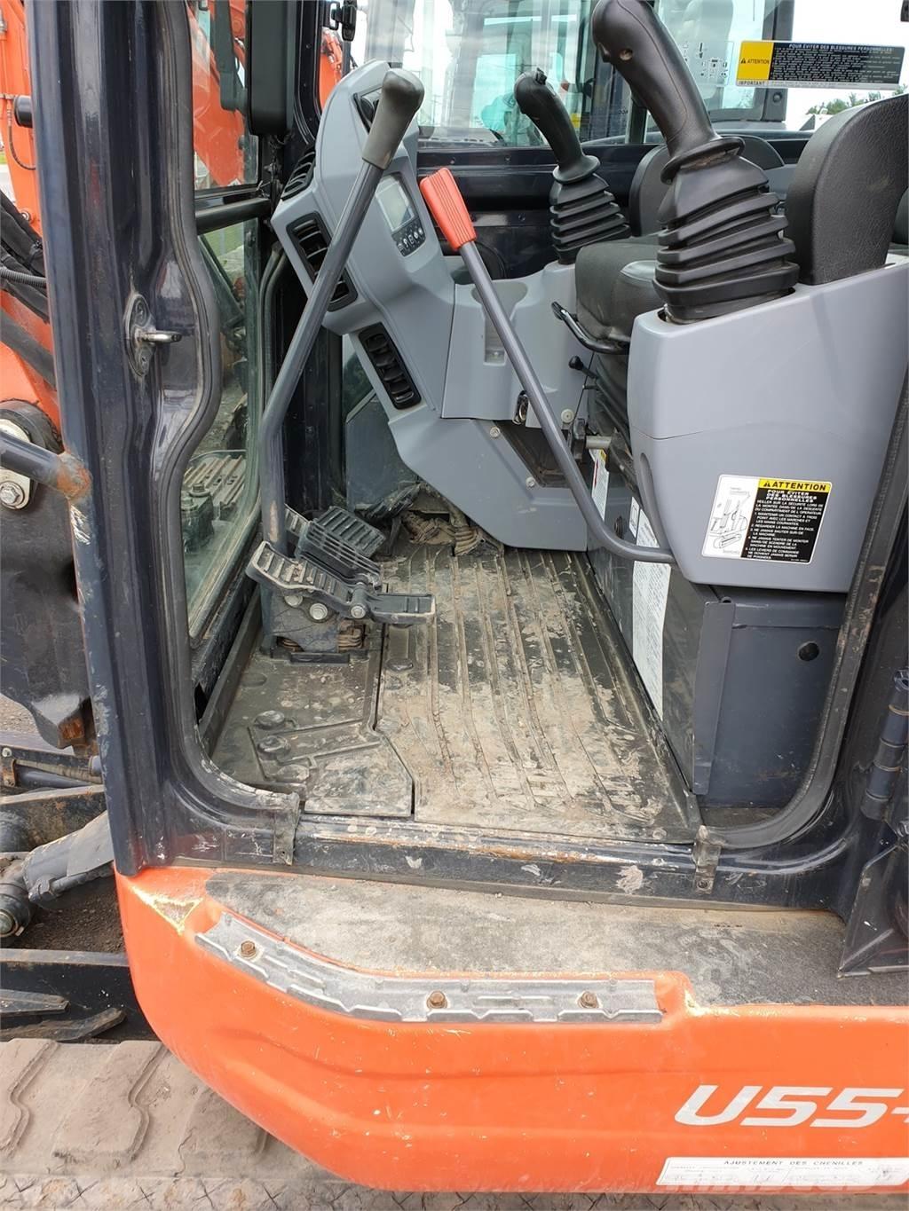 Kubota U55-4 حفارات بعجل