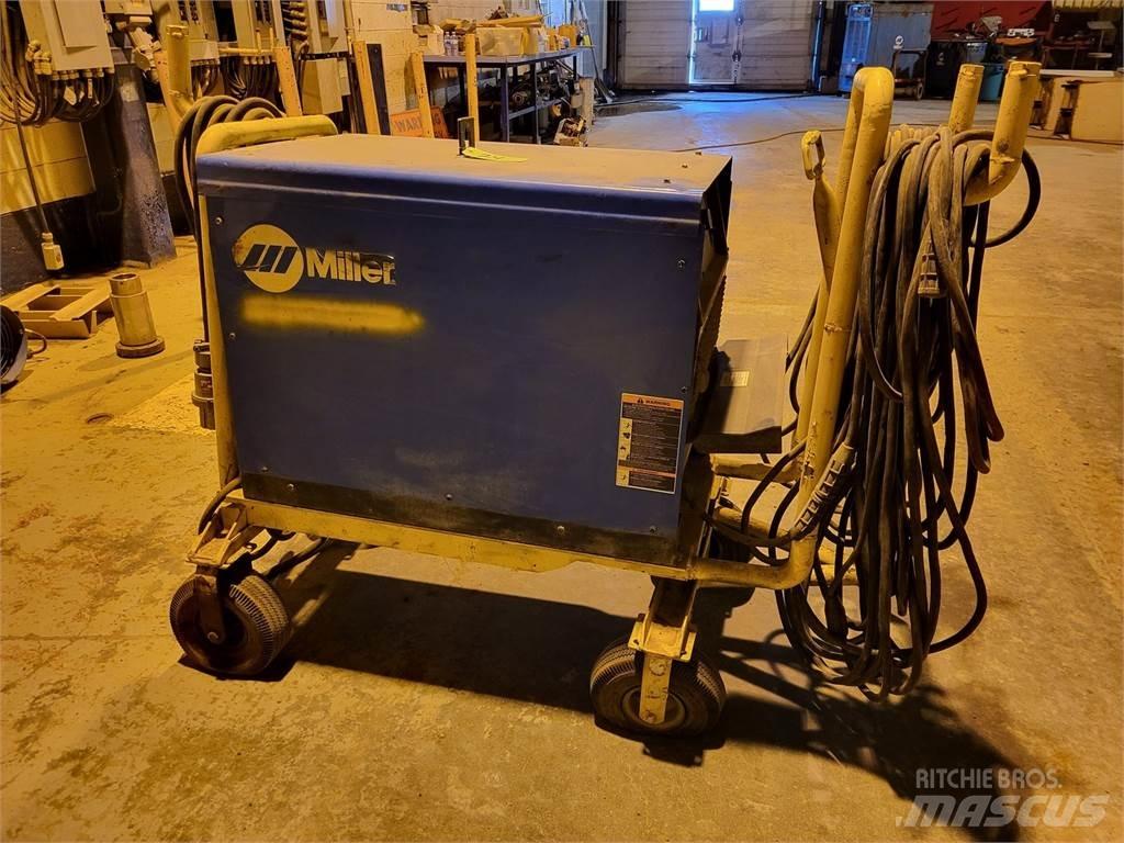Miller Dimension 652 ماكينات لحام