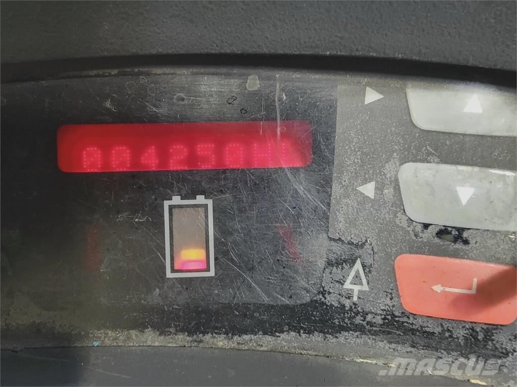 Raymond 425-C40TT أخرى