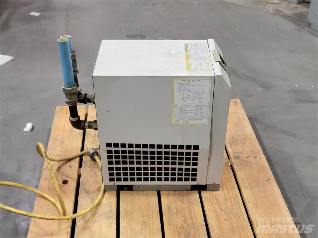  SCM IDFB6E-11N مجففات هواء مضغوط