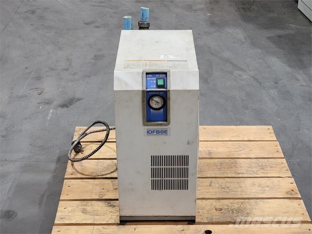  SCM IDFB8E-11N مجففات هواء مضغوط