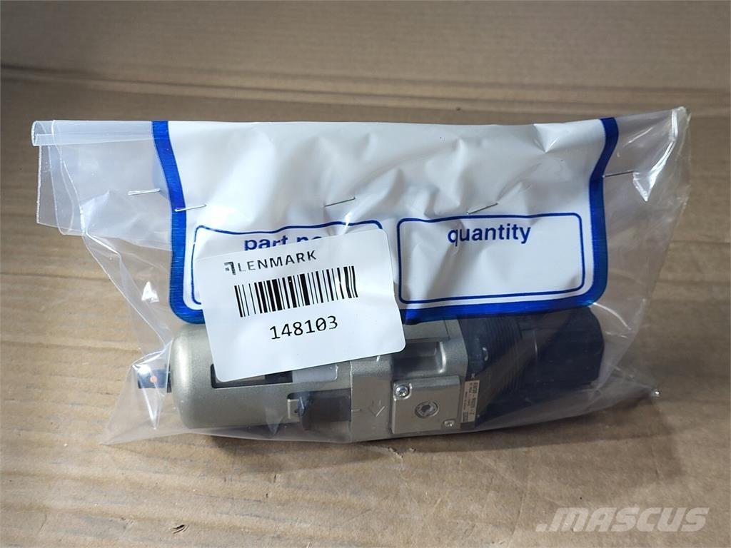 SMC AW30-N02H-Z معدات البناء - غير ذلك