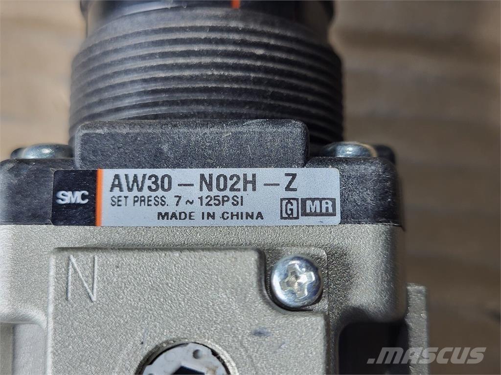 SMC AW30-N02H-Z معدات البناء - غير ذلك