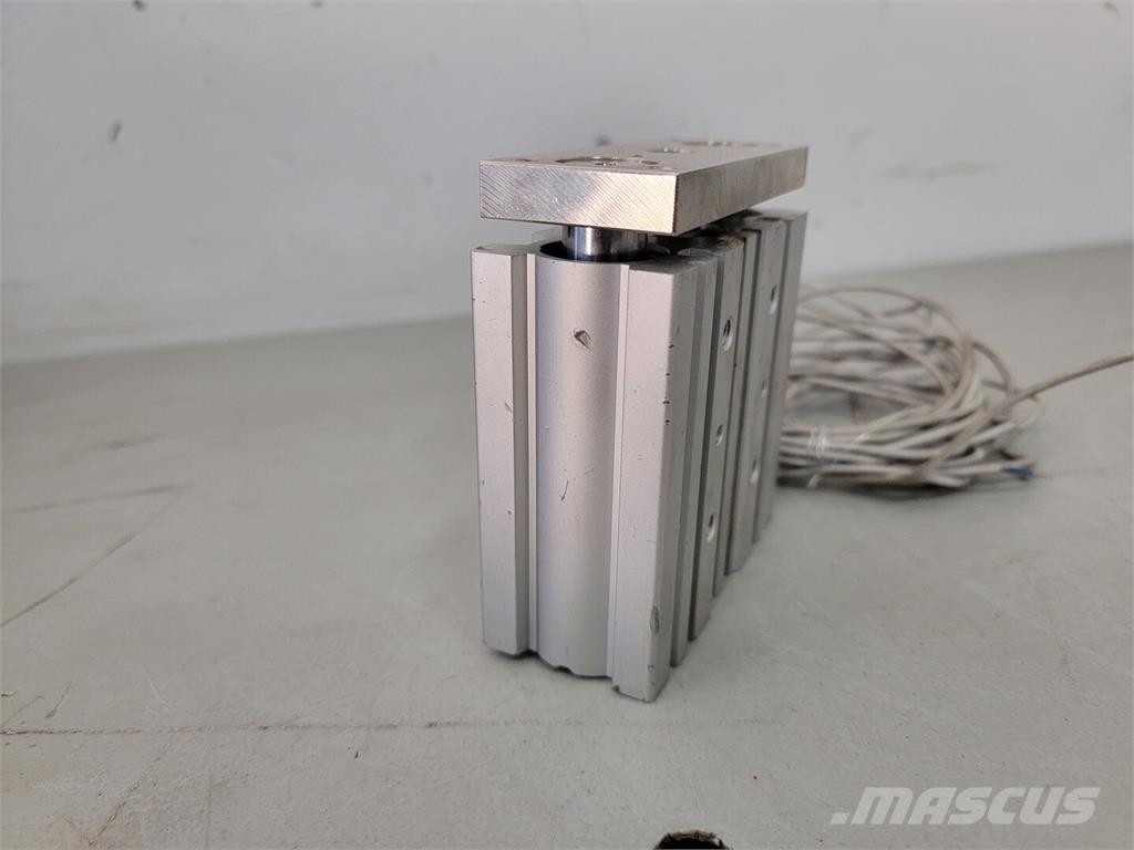 SMC MGPM25-50-Z73L معدات النقل - غير ذلك