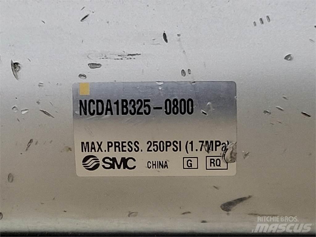 SMC NCDA1B325-0800 مكونات أخرى