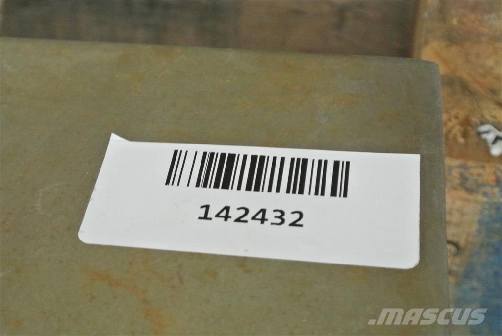  SQUARE D YBM4282 أخرى